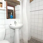 1 Bedroom Awesome Home In Eymet *