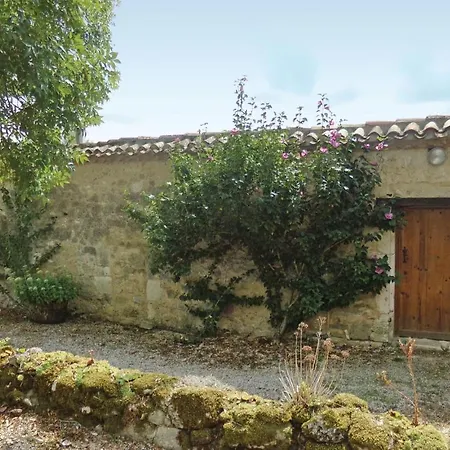1 Bedroom Awesome Home In Eymet