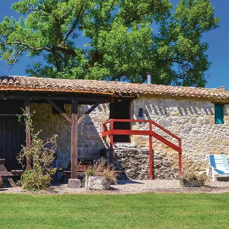 Holiday home In With Outdoor Swimming Pool *